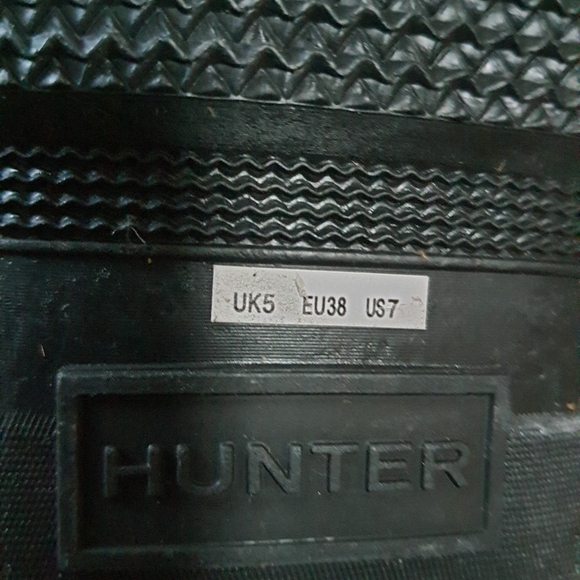 Hunter Short Boots - Picture 7 of 10